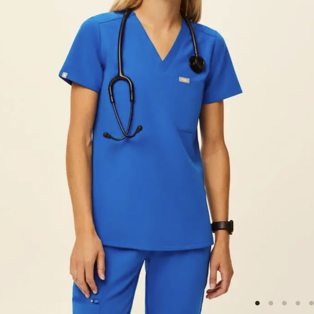 Figs Catarina One-Pocket Scrub Top